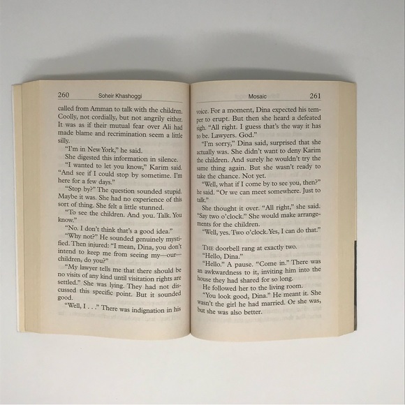 Reader’s Digest Large Print Book Select Editions : Mosaic & Sacred Cows - Picture 3 of 3